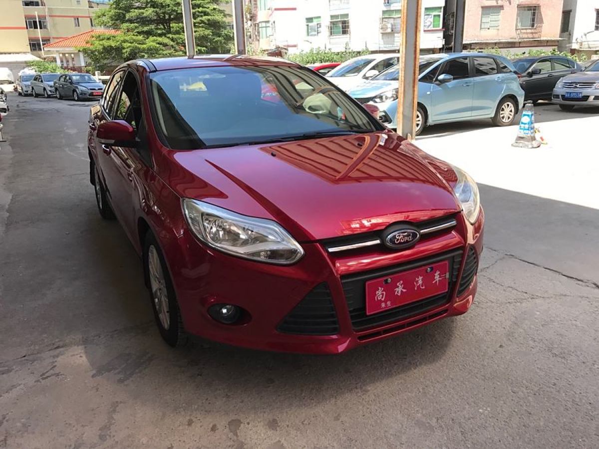 福特 ?？怂? 2012款 三廂 1.6L 自動(dòng)舒適型圖片