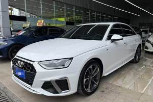 奥迪A4L 奥迪 40 TFSI 时尚动感型