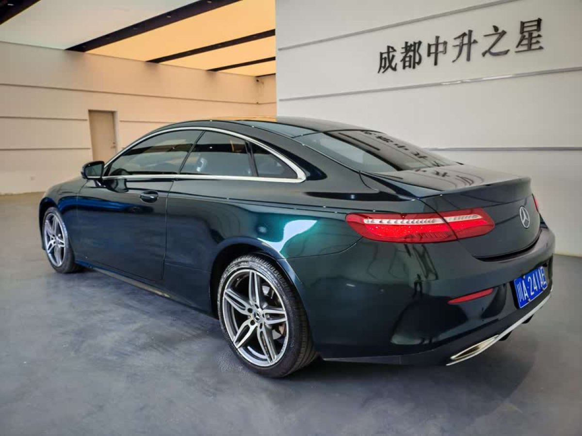 奔馳 奔馳E級  2018款 E 200 4MATIC 轎跑車圖片