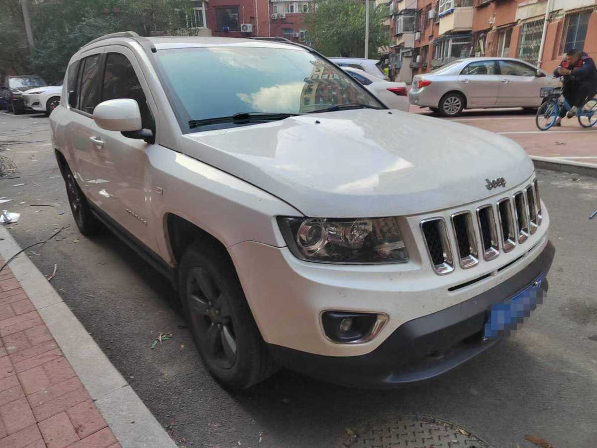 Jeep 指南者  2014款 改款 2.4L 四驅(qū)舒適版圖片