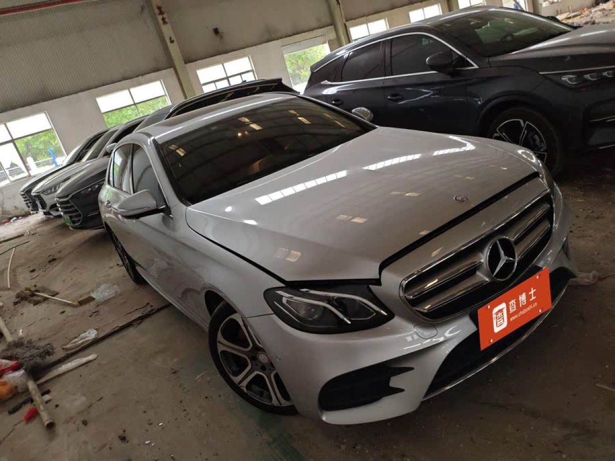 奔馳 奔馳E級  2017款 E 300 L 運(yùn)動時尚型圖片