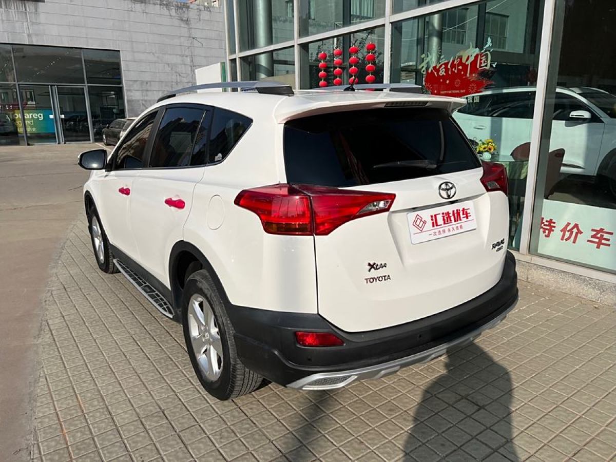 豐田 RAV4榮放  2013款 2.0L CVT四驅(qū)風(fēng)尚版圖片