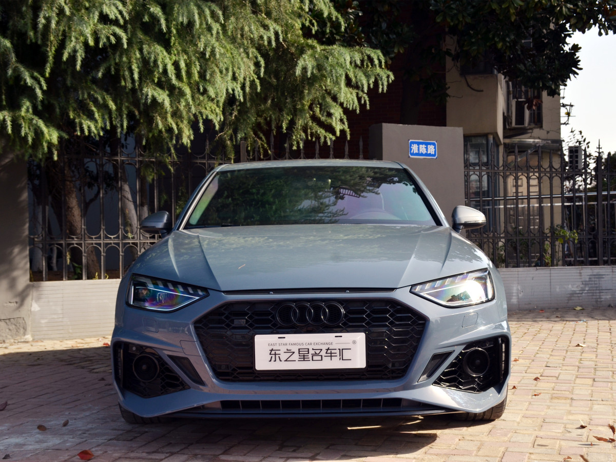 奧迪 奧迪A4L  2022款 40 TFSI quattro RS套件燃速型圖片