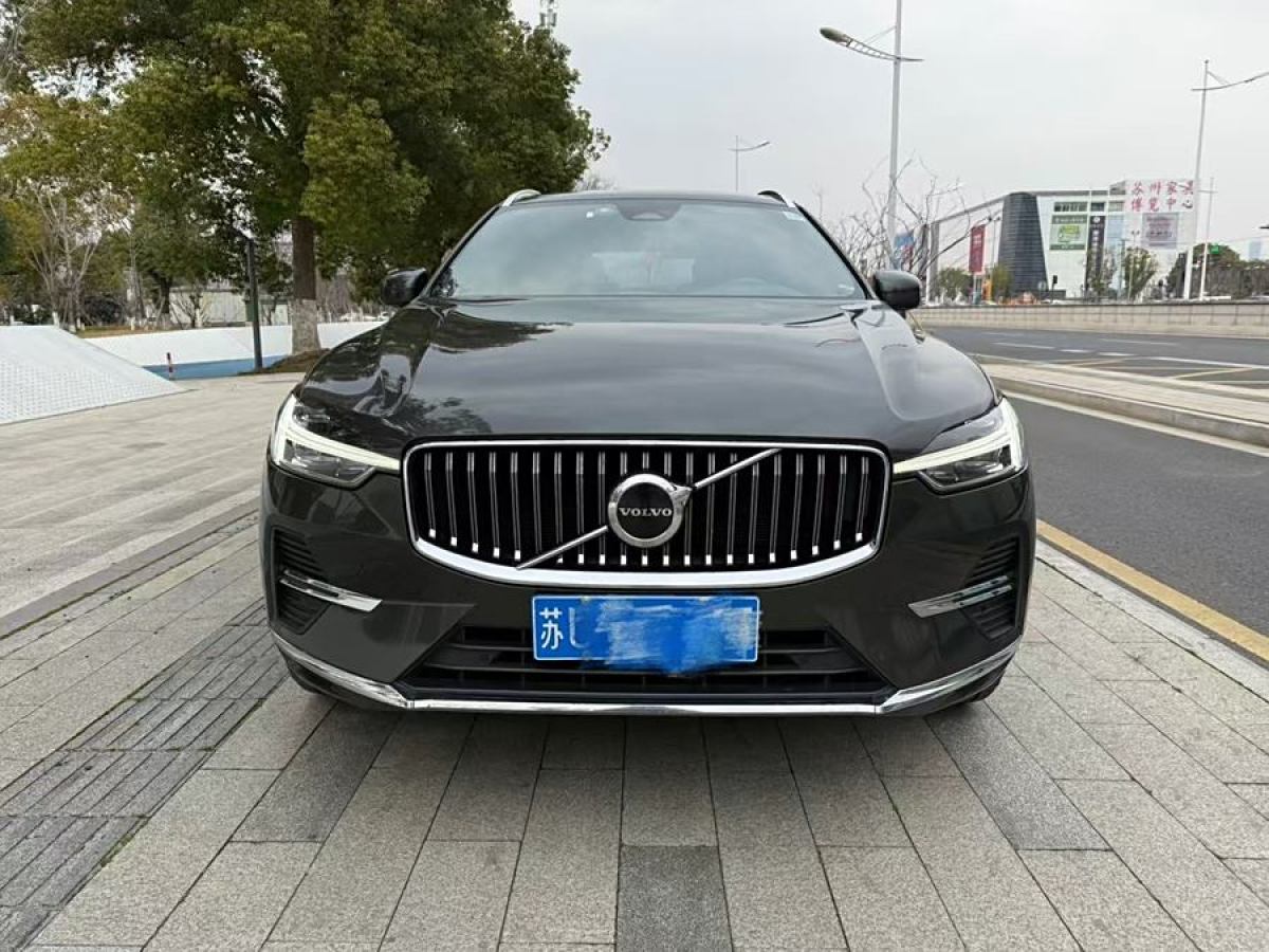 2022年1月沃爾沃 XC60  2022款 B5 四驅(qū)智遠(yuǎn)豪華版