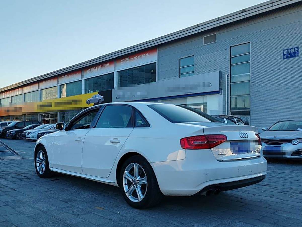 奧迪 奧迪A4L  2015款 45 TFSI quattro個(gè)性運(yùn)動(dòng)型圖片