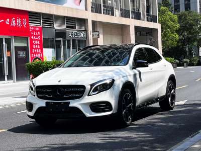 2018年10月 奔馳 奔馳GLA GLA 220 4MATIC 運(yùn)動型圖片