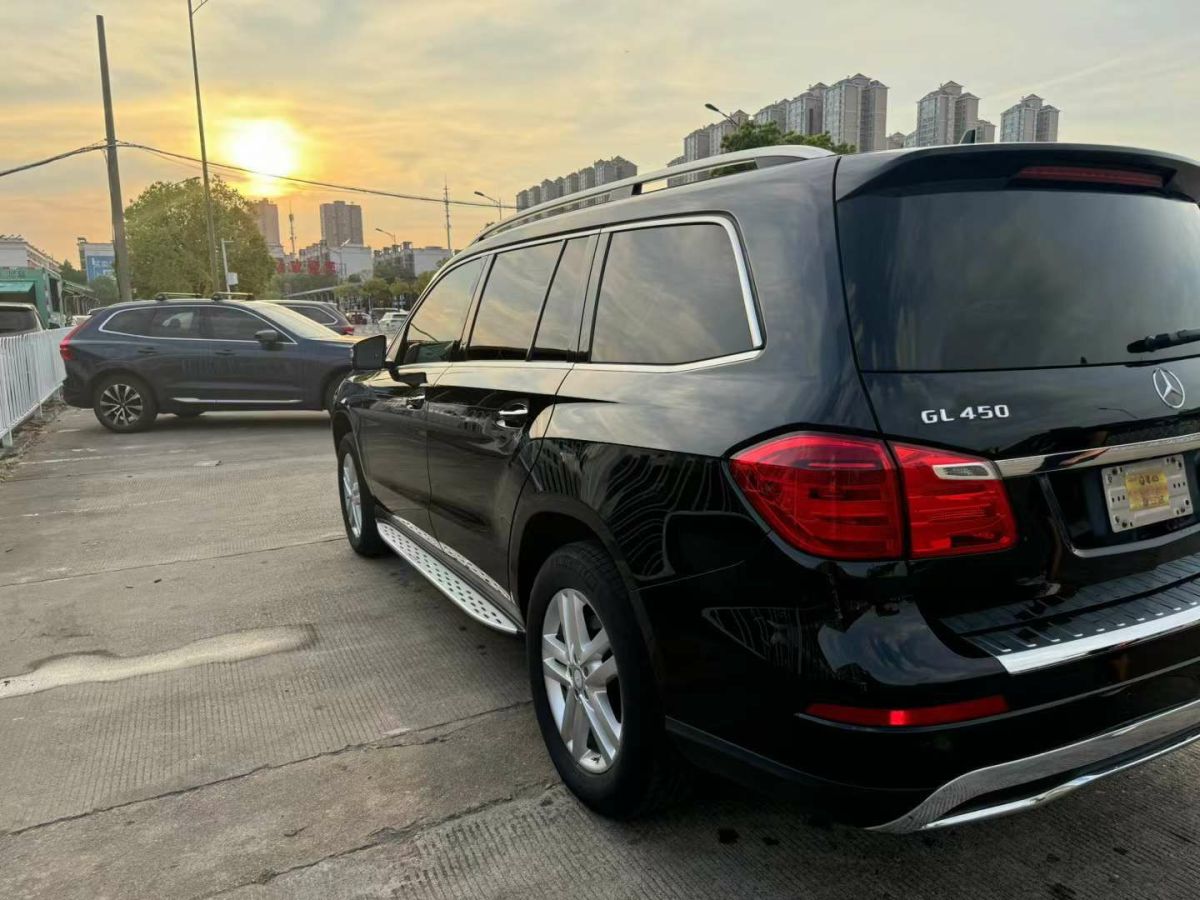 奔馳 奔馳GL級(jí)  2016款 GL450 4MATIC 3.0T 美規(guī)版圖片