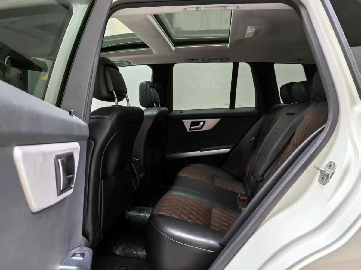 奔馳 奔馳GLK級  2014款 GLK 260 4MATIC 動感型圖片