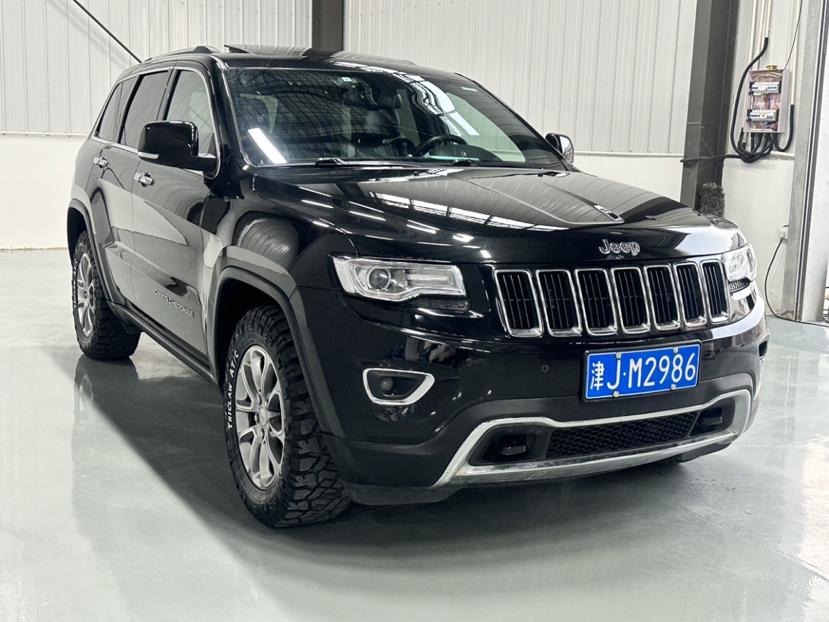 2015年02月Jeep 大切諾基  2014款 3.0L 舒享導(dǎo)航版