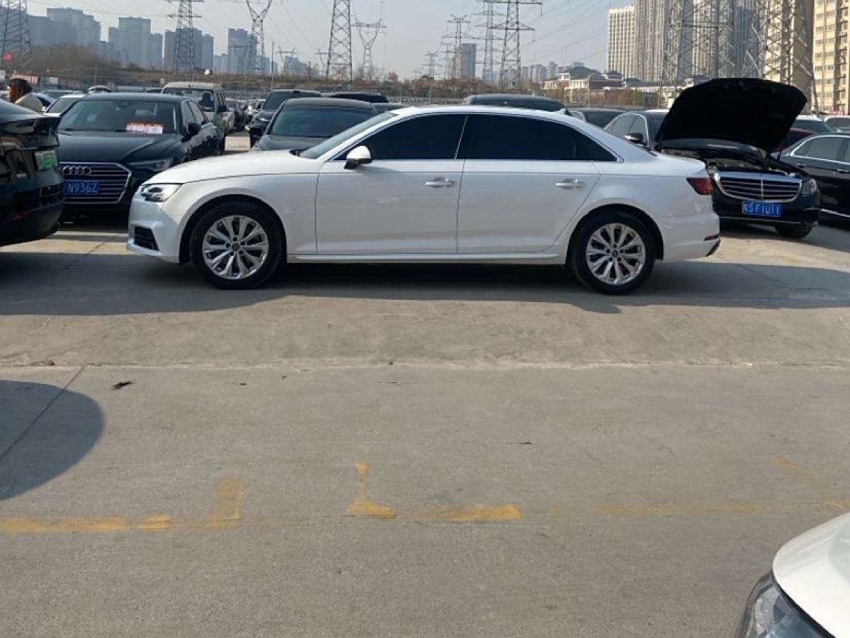 奧迪 奧迪A4L  2019款 40 TFSI 進(jìn)取型 國VI圖片