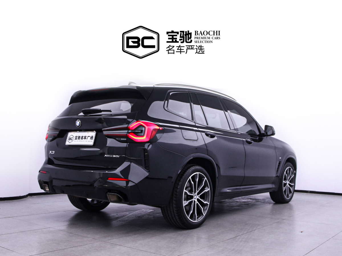 寶馬 寶馬X3  2022款 xDrive30i 領(lǐng)先型 M曜夜套裝圖片