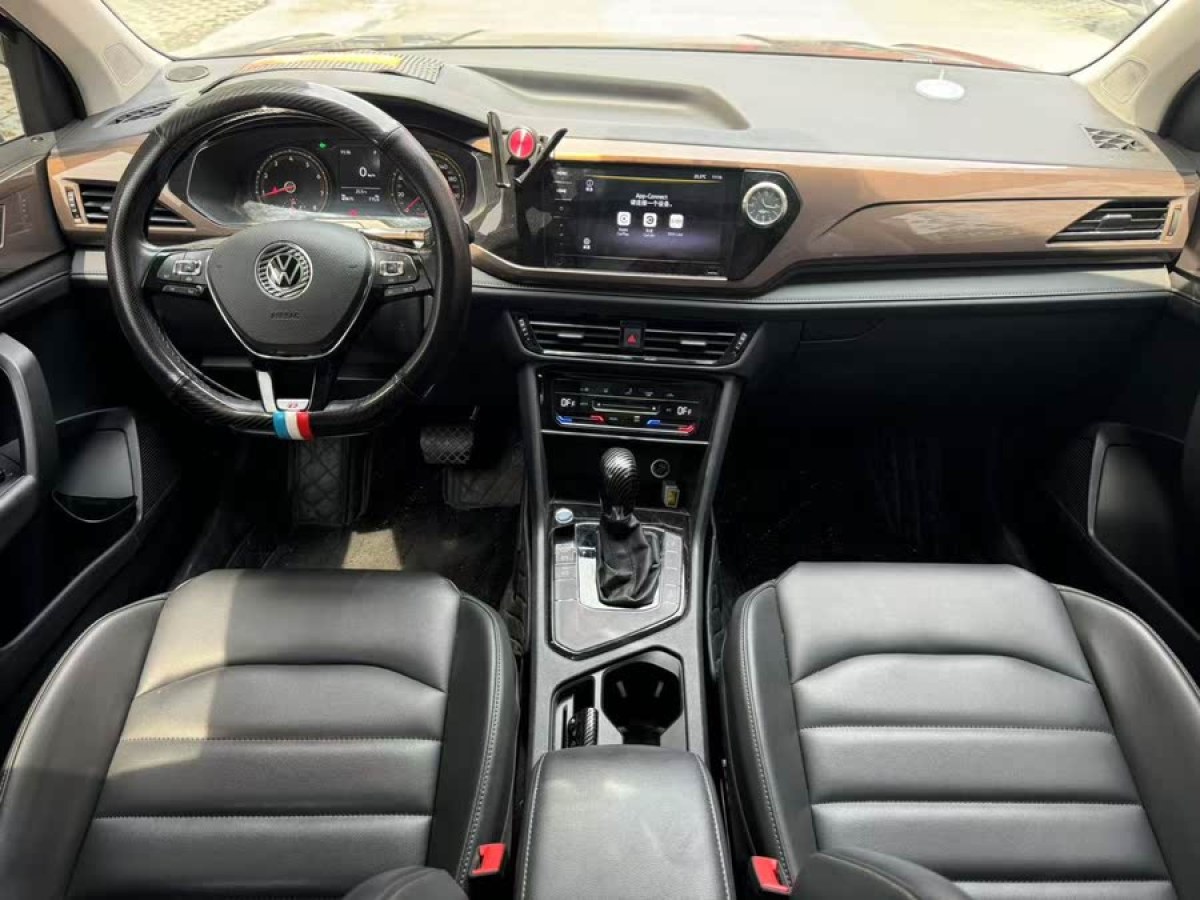 大眾 途岳  2021款 280TSI 兩驅(qū)舒適版圖片