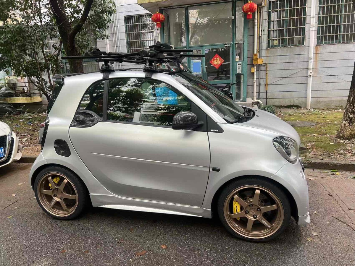 2018年1月smart fortwo  2016款 0.9T 66千瓦硬頂先鋒版