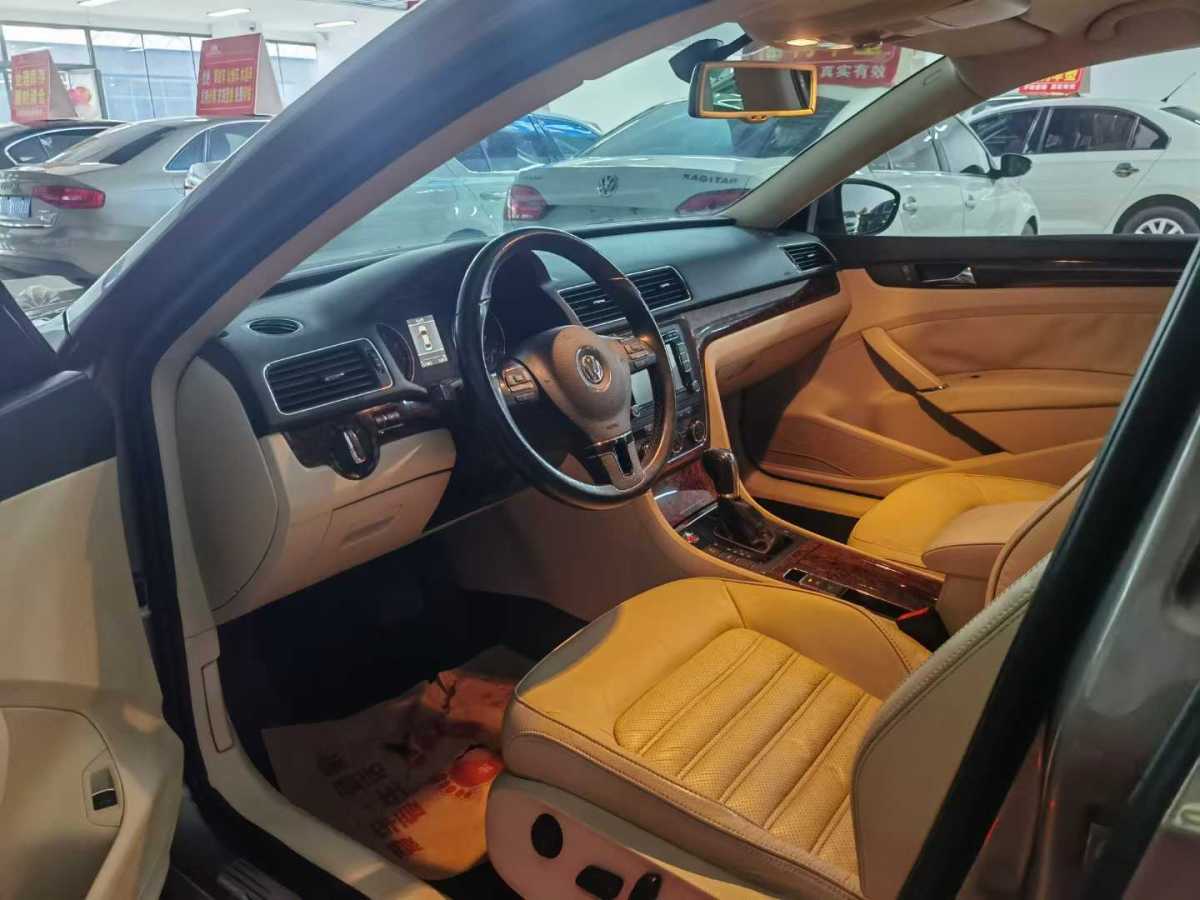 大眾 帕薩特  2013款 1.8TSI DSG御尊版圖片