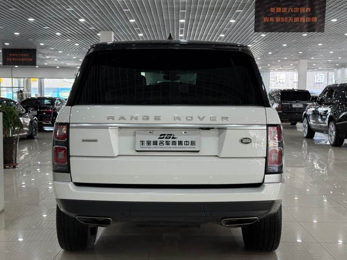 路虎 攬勝  2018款 3.0 V6 SC AB 尊崇創(chuàng)世加長版圖片