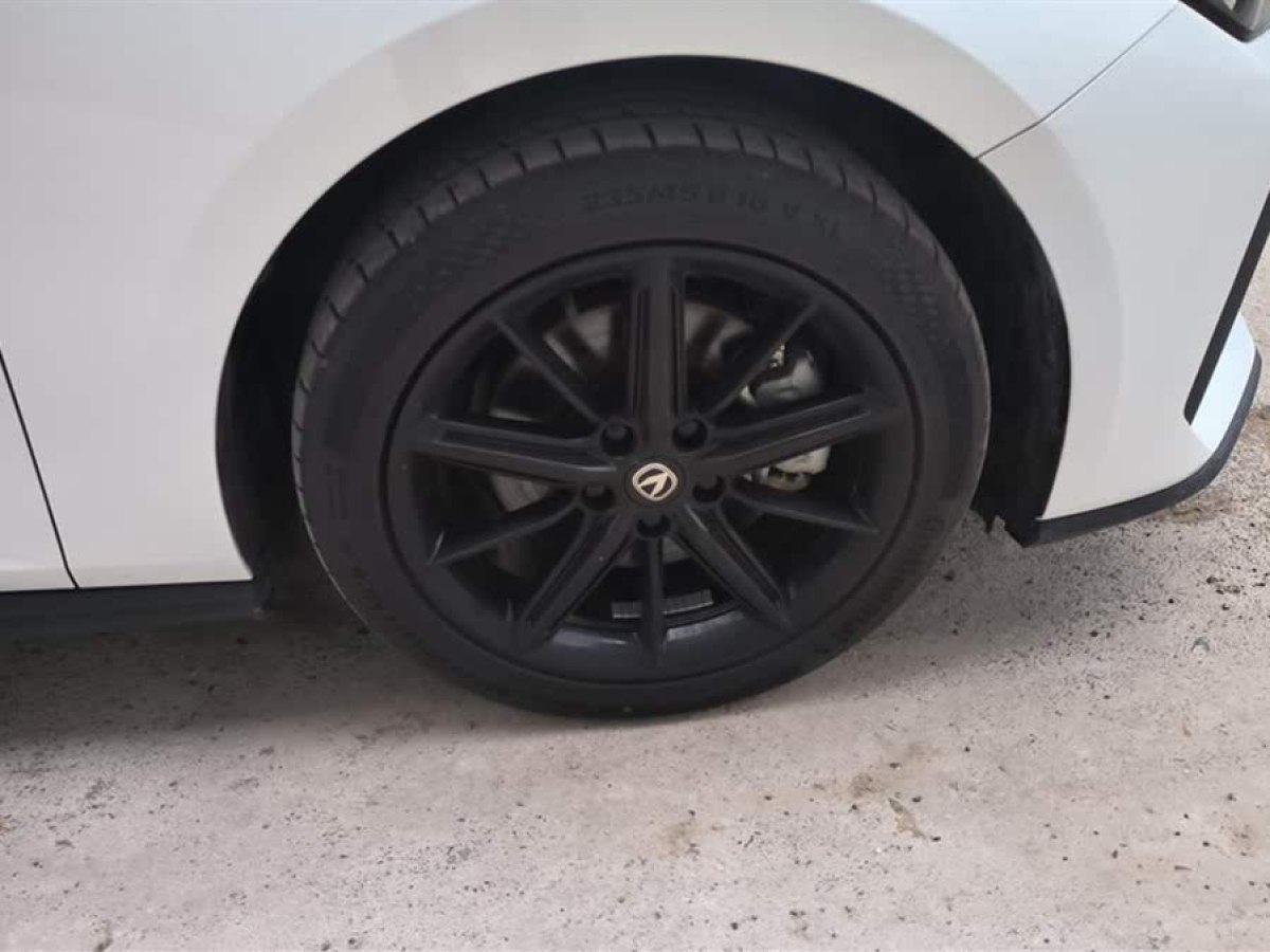 長安 長安UNI-V 智電iDD  2023款 智電iDD 1.5T 113km智酷型圖片