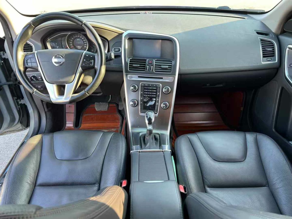 沃爾沃 XC60 圖片