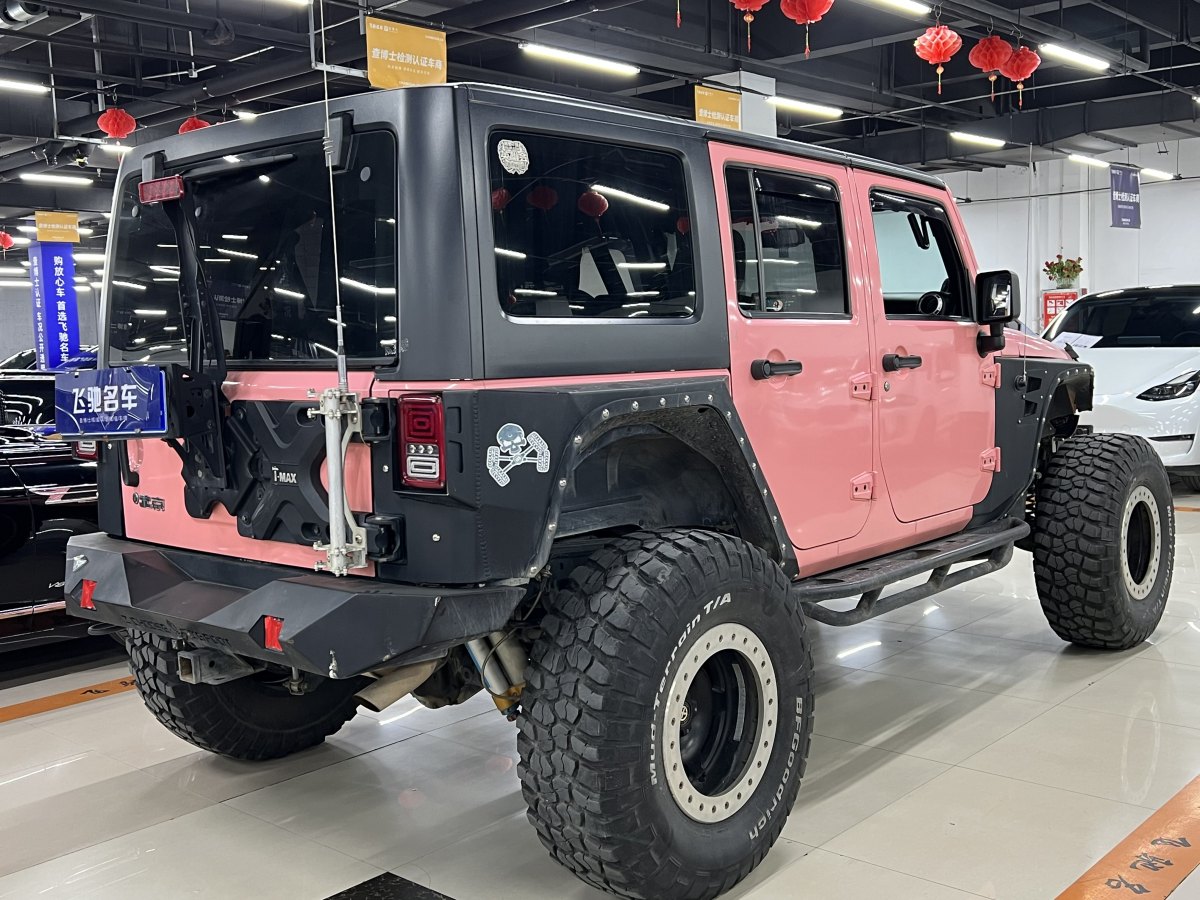 Jeep 牧馬人  2014款 3.0L Sahara 四門(mén)版圖片