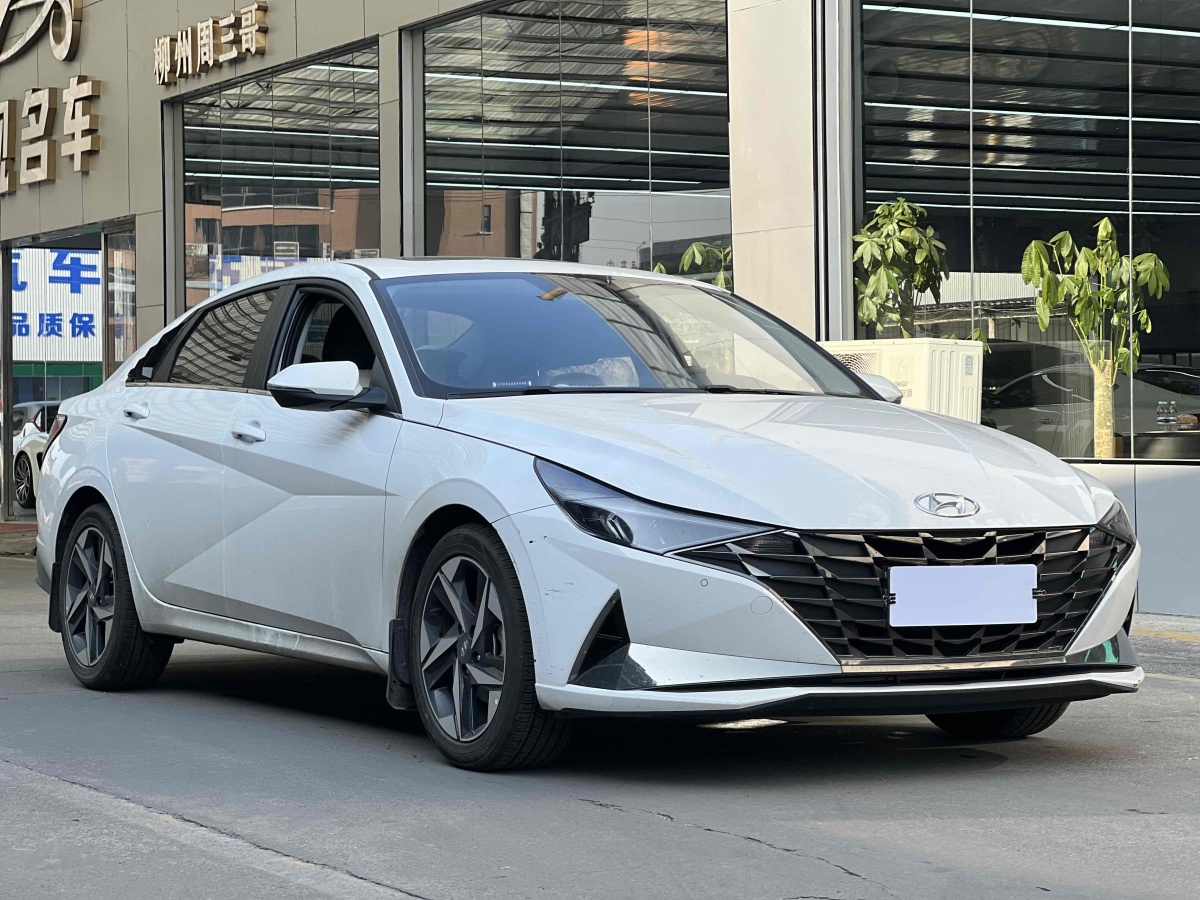 現(xiàn)代 伊蘭特  2022款 1.5L CVT LUX尊貴版圖片