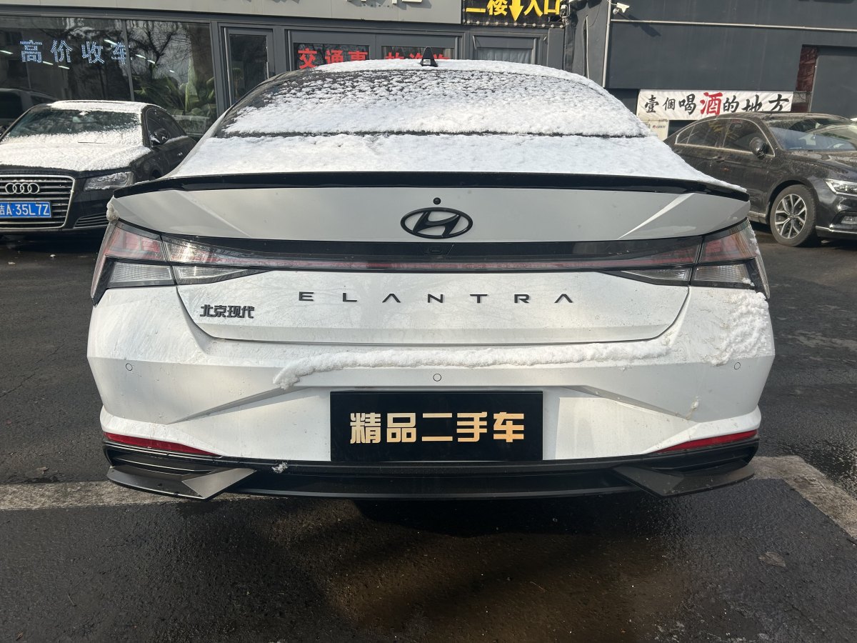 現(xiàn)代 伊蘭特  2022款 1.5L CVT LUX尊貴版圖片