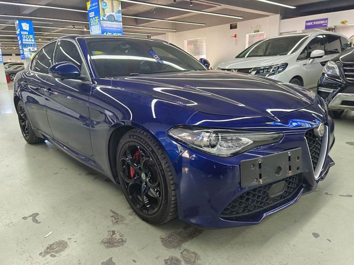 阿爾法·羅密歐 Giulia  2017款 2.0T 280HP 豪華版圖片