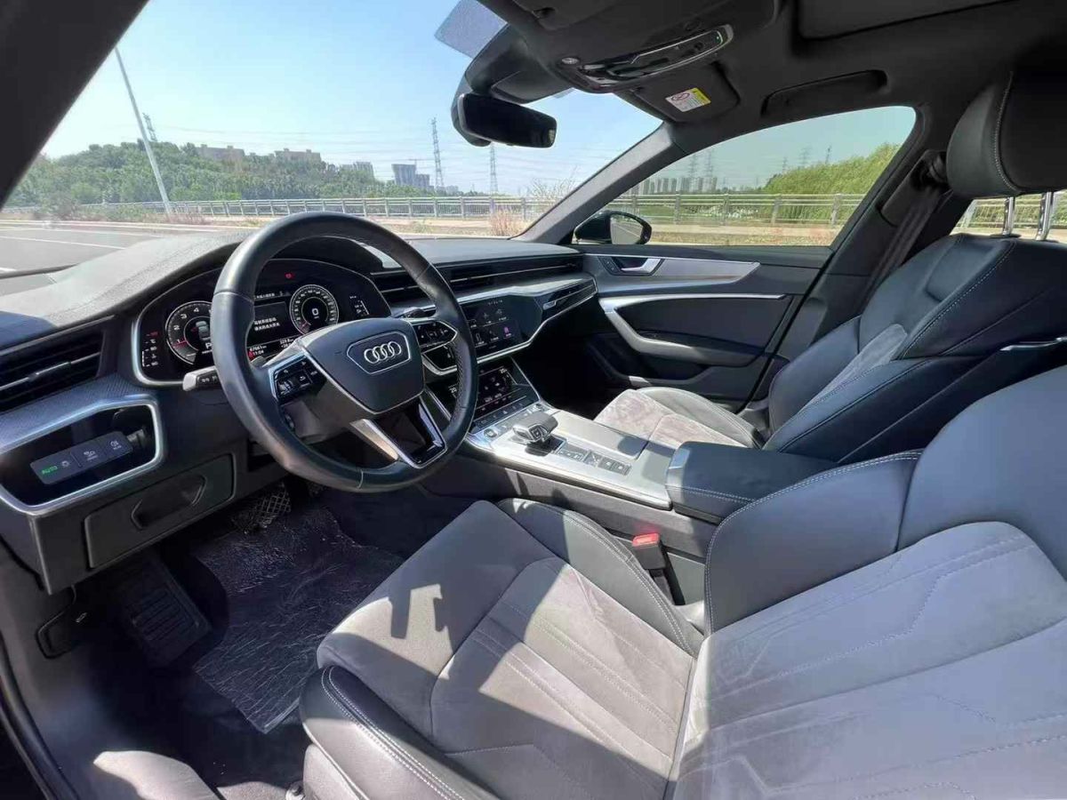 奧迪 奧迪A6L  2022款 40 TFSI 豪華動(dòng)感型圖片