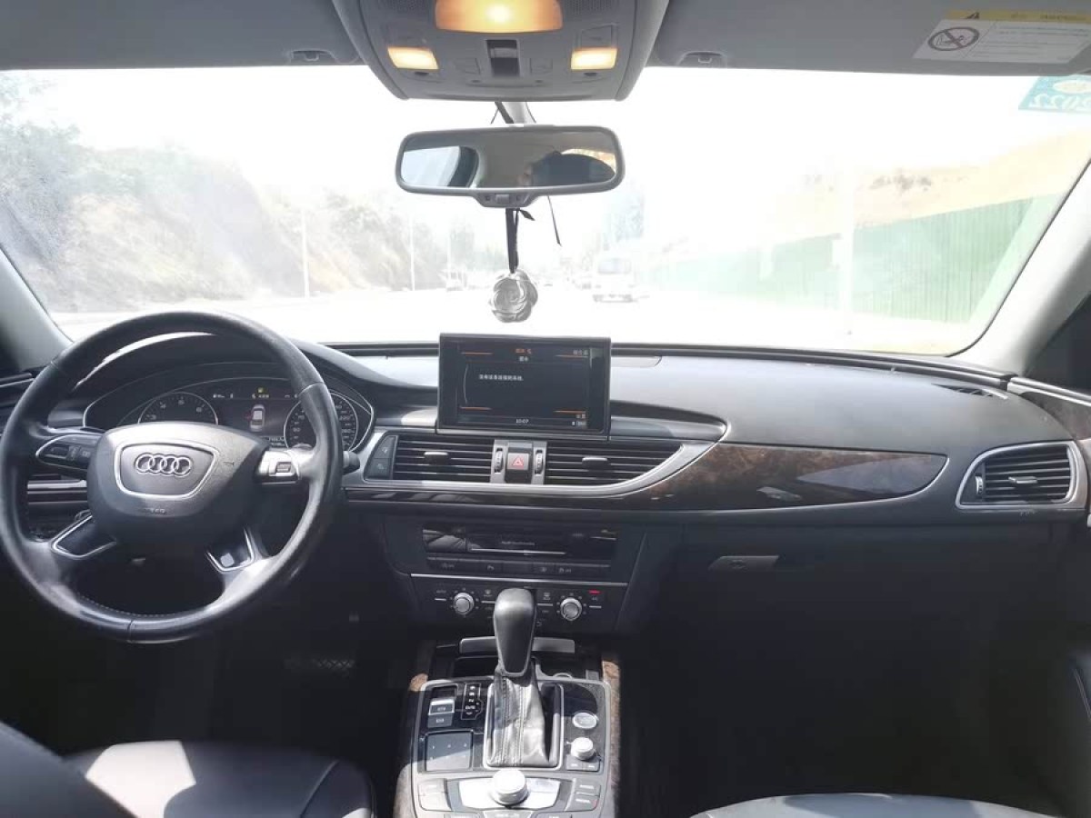 奧迪 奧迪A6L  2016款 TFSI 技術(shù)型圖片
