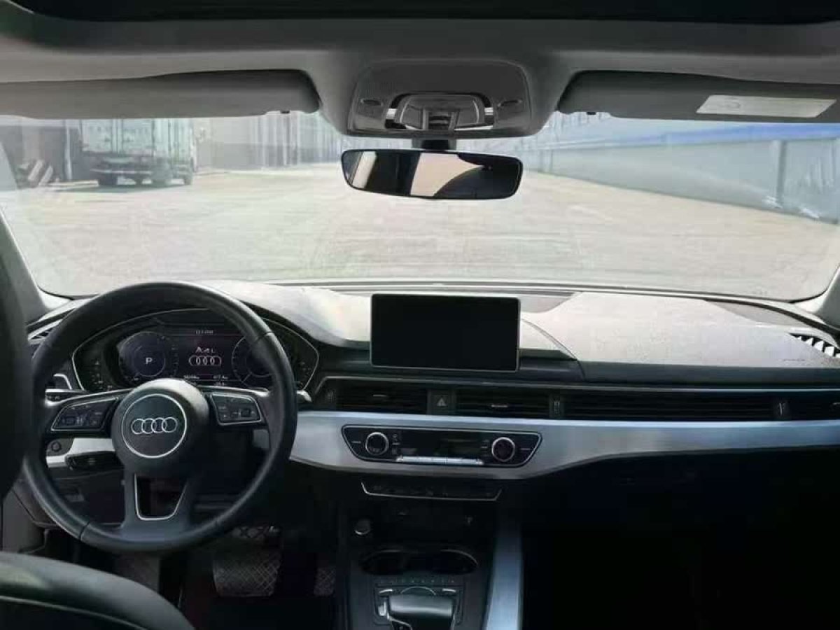 奧迪 奧迪A4L  2019款 40 TFSI 進(jìn)取型 國V圖片