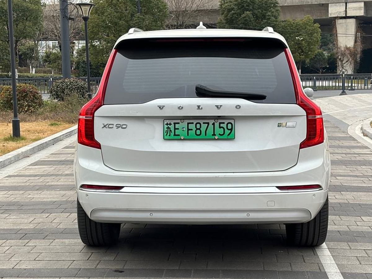 沃爾沃 XC90新能源  2022款 改款 E驅(qū)混動 T8 智尊豪華版 7座圖片