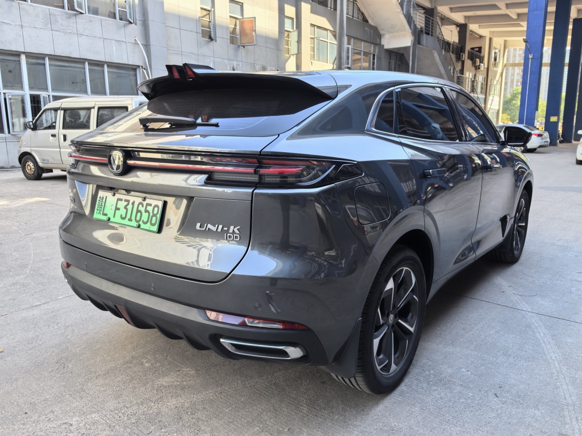 長(zhǎng)安 長(zhǎng)安UNI-K新能源  2023款 智電iDD 1.5T 135km智趣型圖片