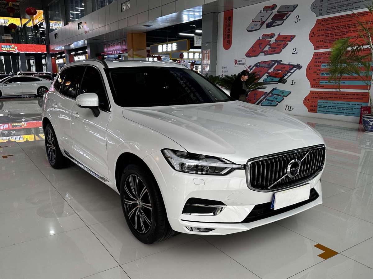 沃爾沃 XC60  2019款 T5 四驅(qū)智雅豪華版圖片