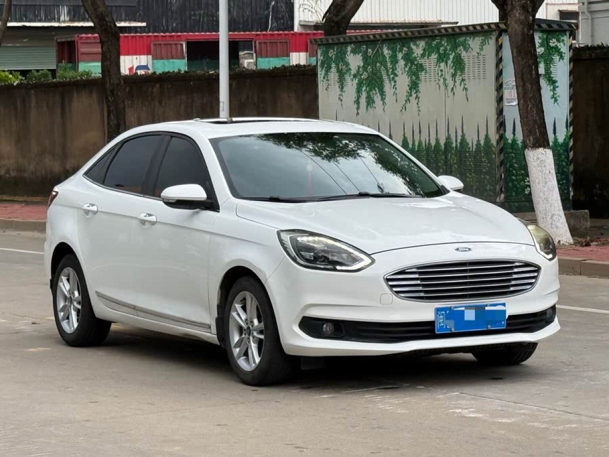 福特 福睿斯  2019款  改款 1.5L 自動(dòng)悅享型 國V圖片