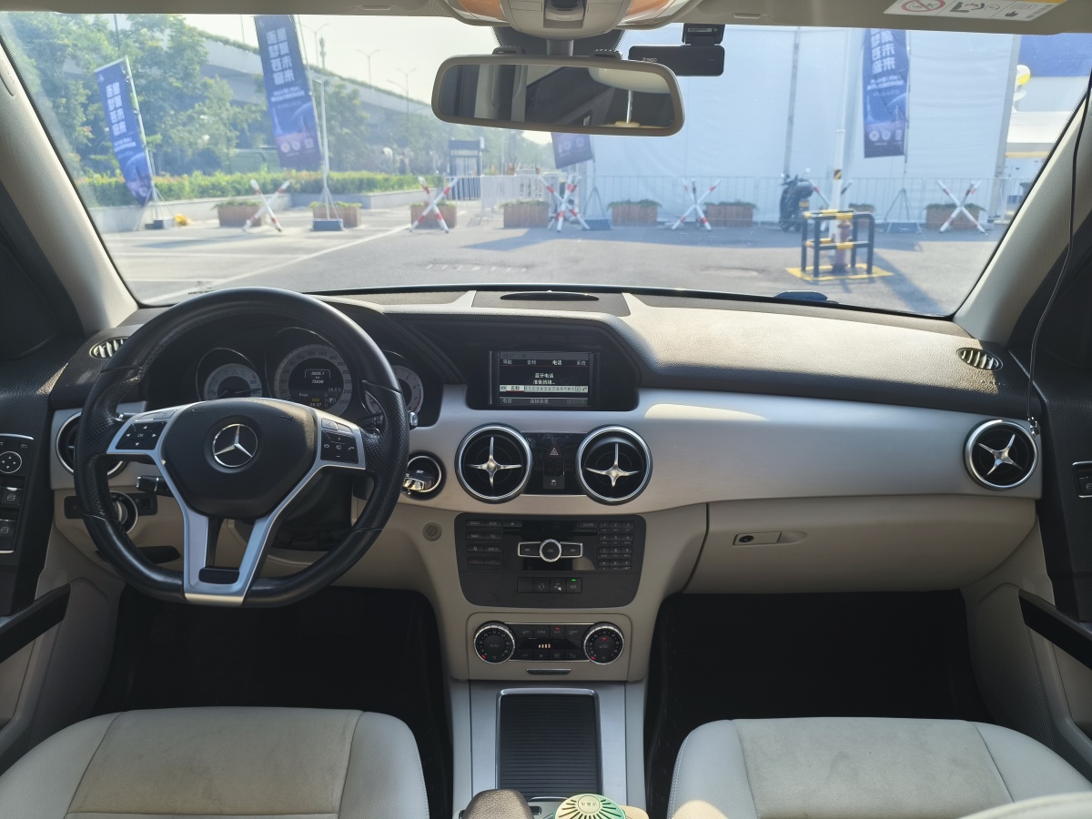 奔馳 奔馳GLK級  2015款 GLK 260 4MATIC 動感型 極致版圖片
