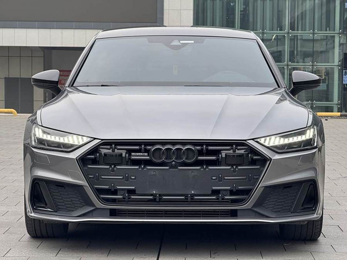 奧迪 奧迪A7L  2022款 45 TFSI quattro S-line 圣騎士圖片