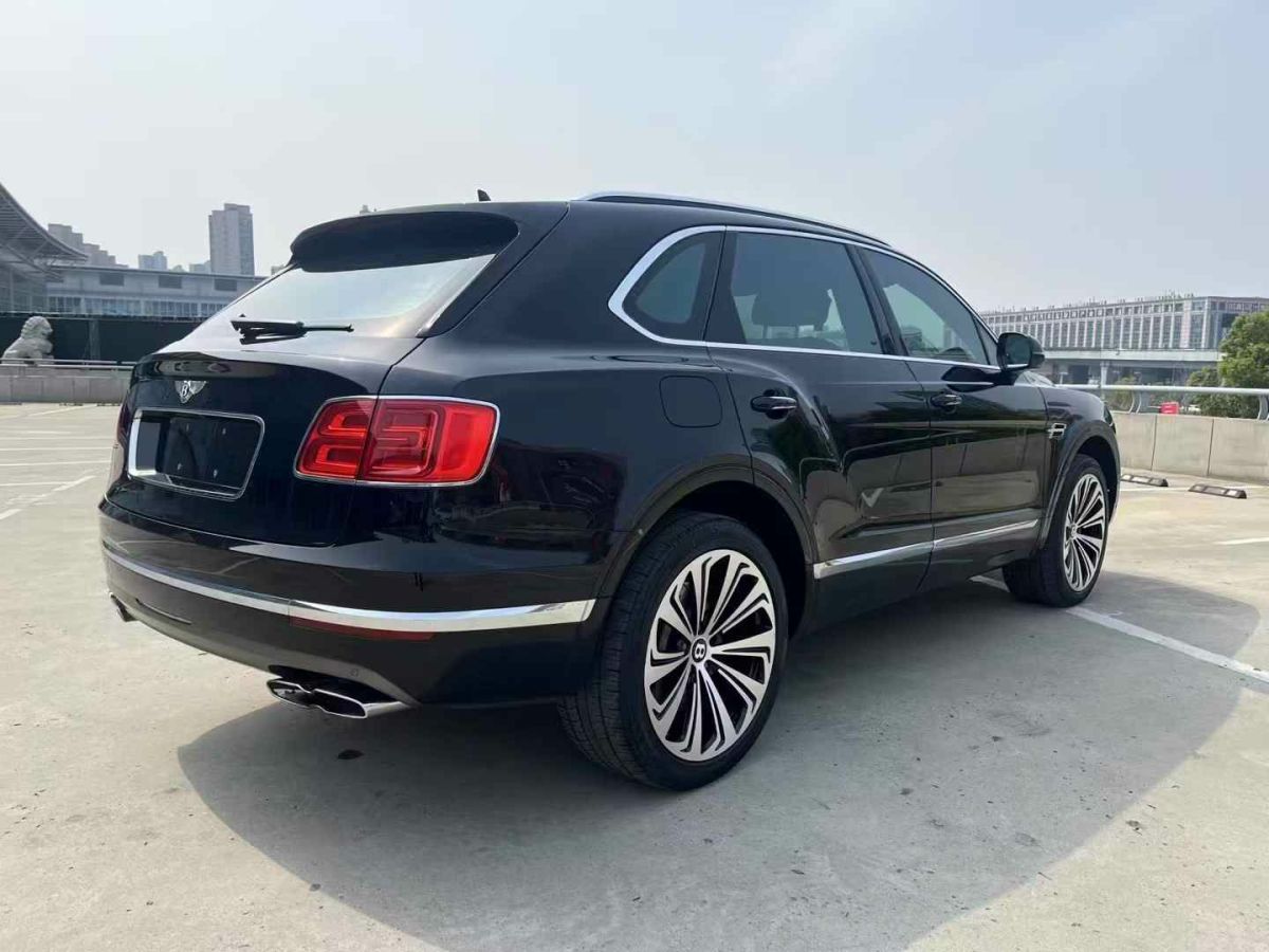 賓利 添越PHEV  2019款  3.0T PHEV圖片