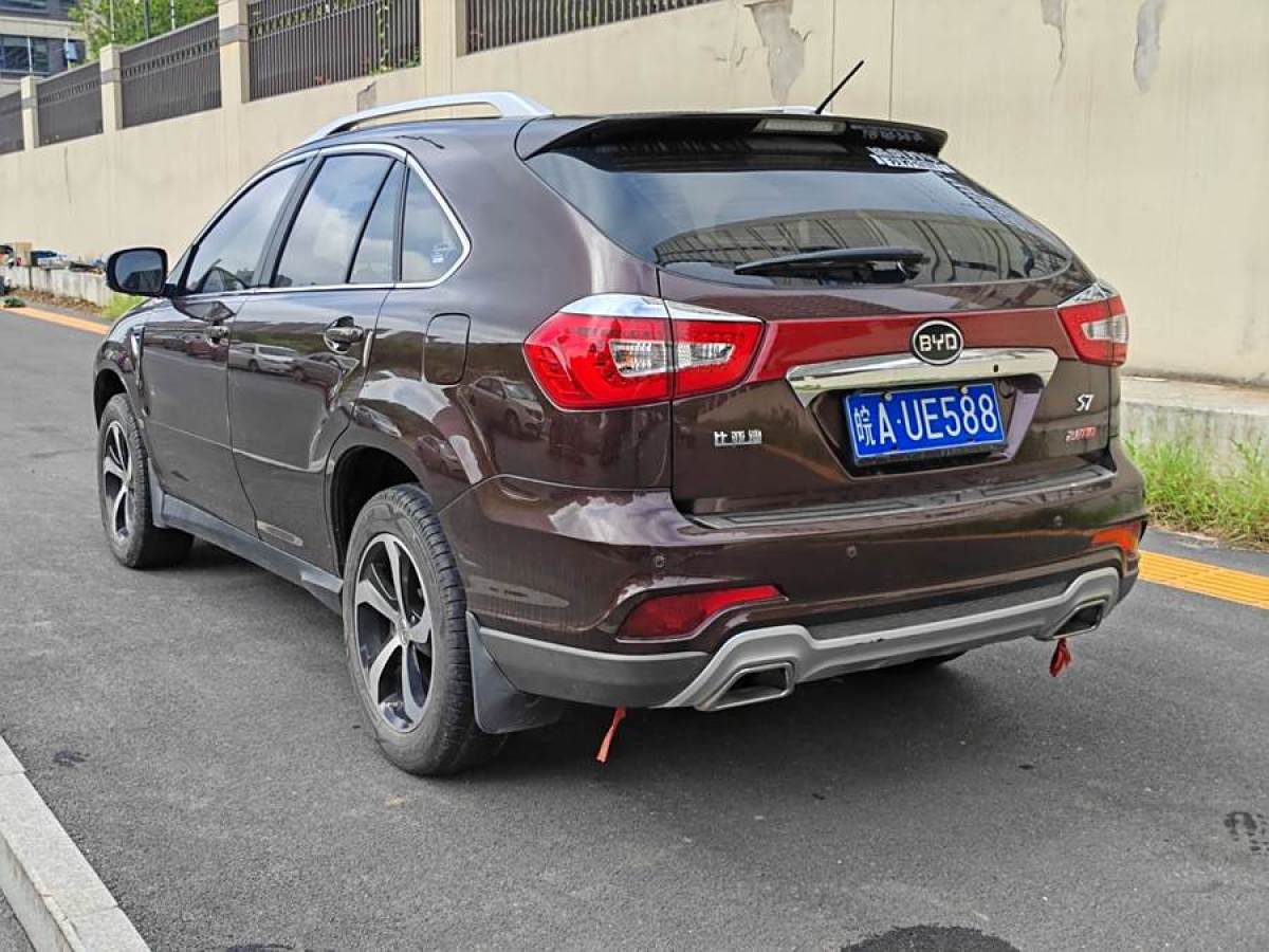 比亚迪 S7  2015款 2.0T 升级版 自动尊贵型图片