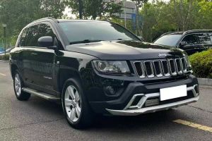 指南者 Jeep 2.0L 兩驅(qū)豪華版