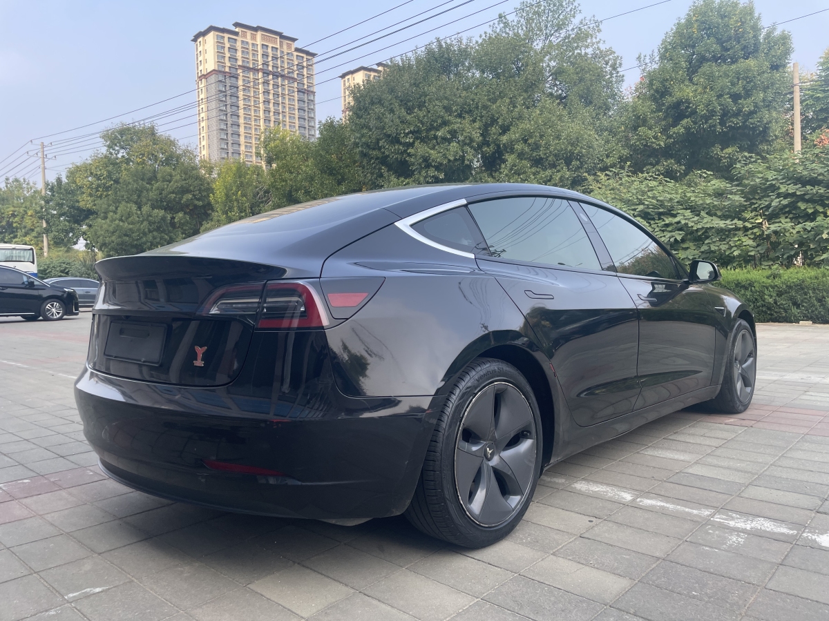 2020年10月特斯拉 Model 3  2019款 標(biāo)準(zhǔn)續(xù)航后驅(qū)升級版