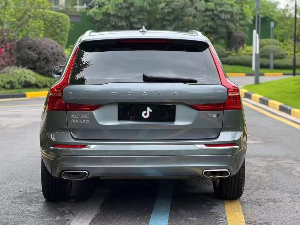 沃爾沃 XC60  2021款 T4 智行豪華版圖片
