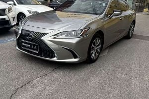 ES 雷克薩斯 260 卓越版 國V