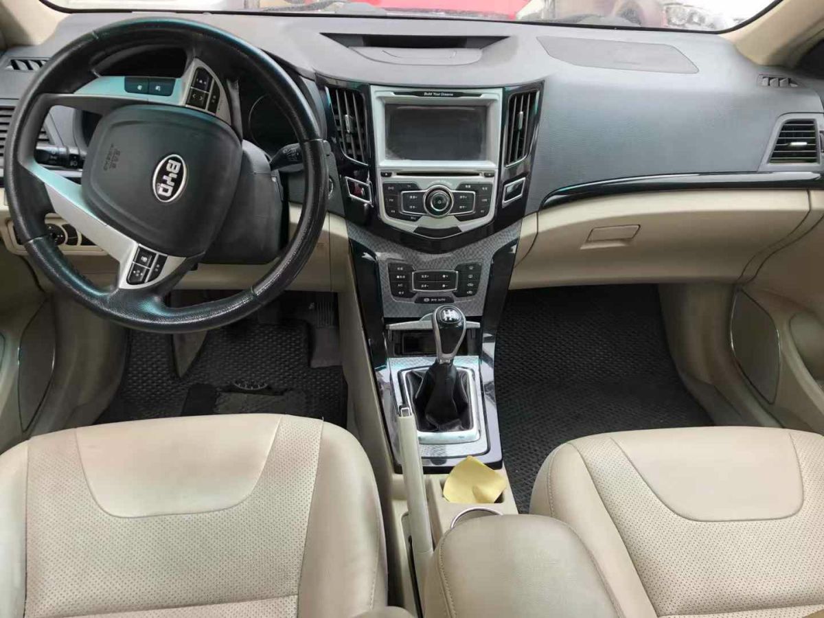 比亞迪 速銳  2013款 1.5L 手動尊貴型圖片