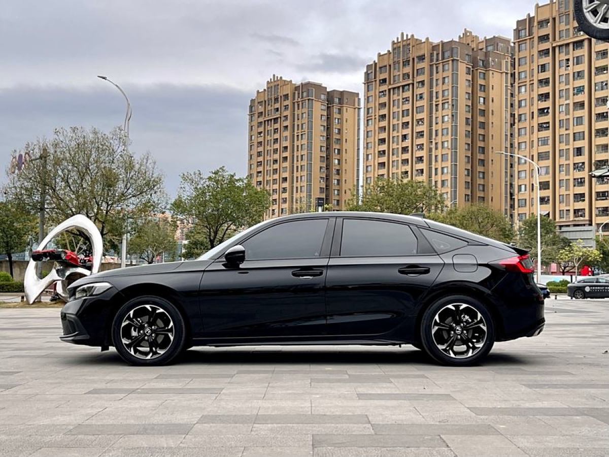 本田 思域  2023款 HATCHBACK 240TURBO CVT極銳版圖片