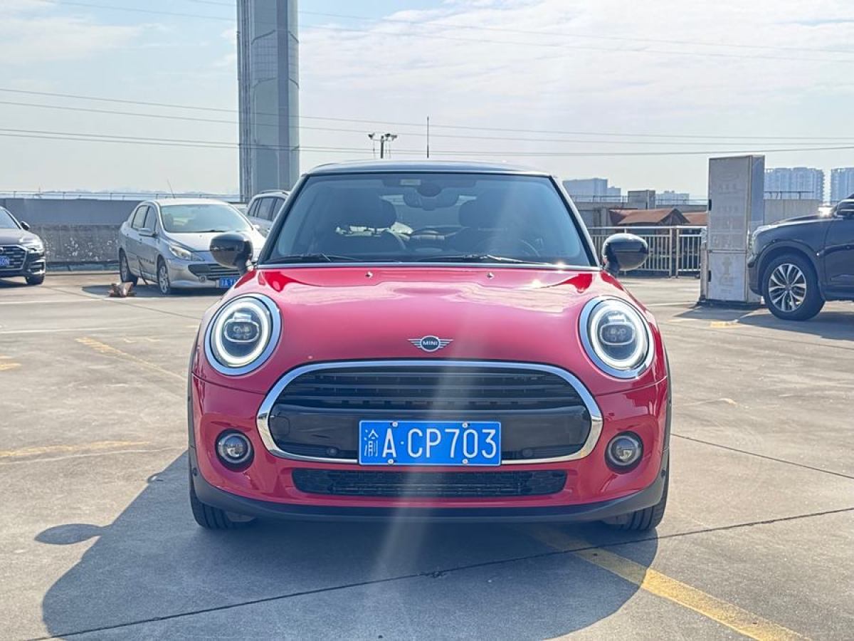 MINI MINI  2021款 1.5T COOPER 經(jīng)典派圖片