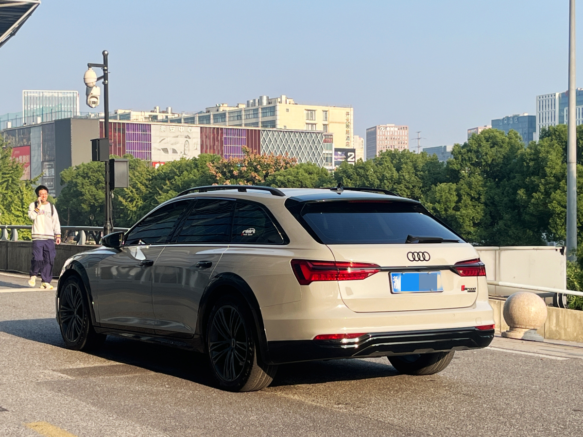 奧迪 奧迪A6  2022款 allroad quattro 探索家 55 TFSI 尊享越野型圖片