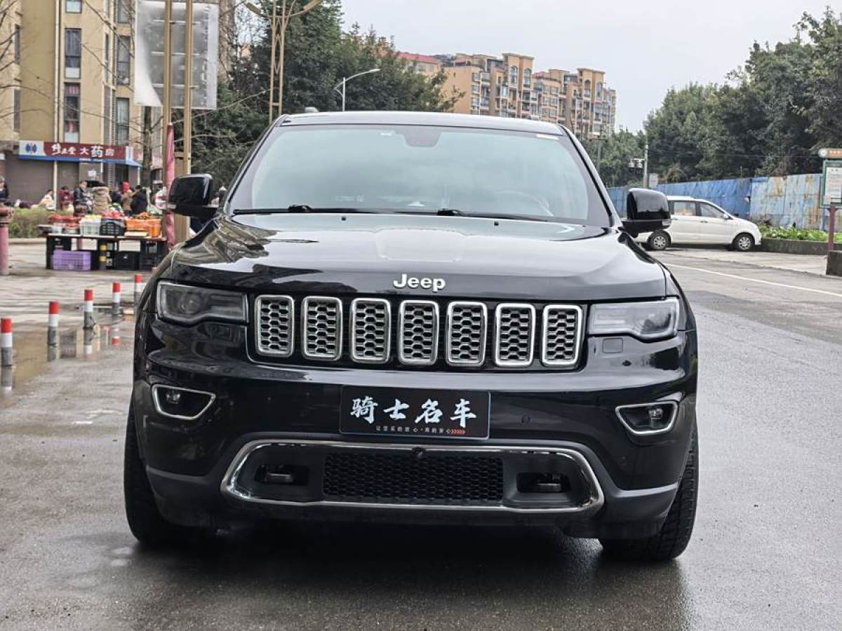 Jeep 大切諾基  2017款 3.6L 豪華導航版圖片