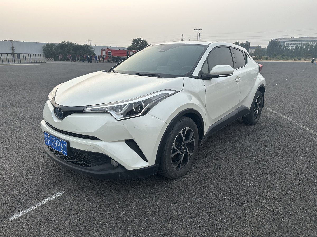 2021年1月豐田 C-HR  2020款 2.0L 領(lǐng)先版