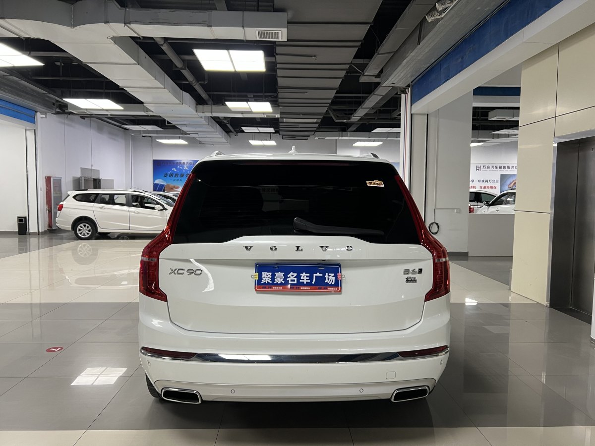 沃爾沃 XC90  2021款 B6 智逸豪華版 7座圖片