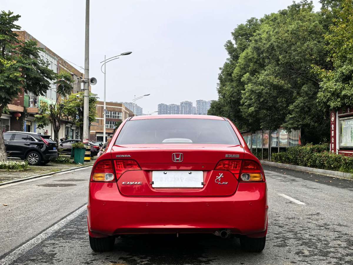 本田 思域  2009款 1.8L 自動舒適版圖片