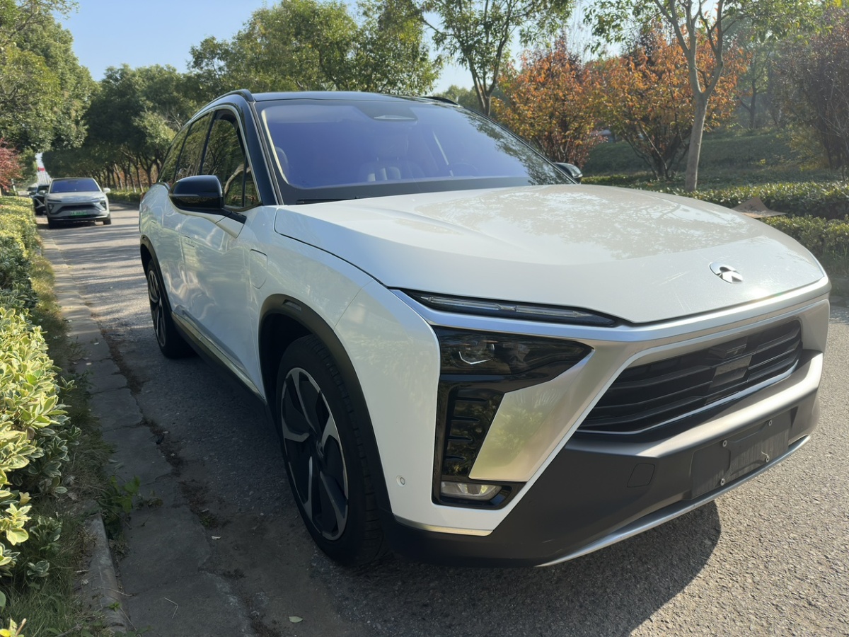 蔚來 ES8  2020款 580KM 基準(zhǔn)版 六座版圖片