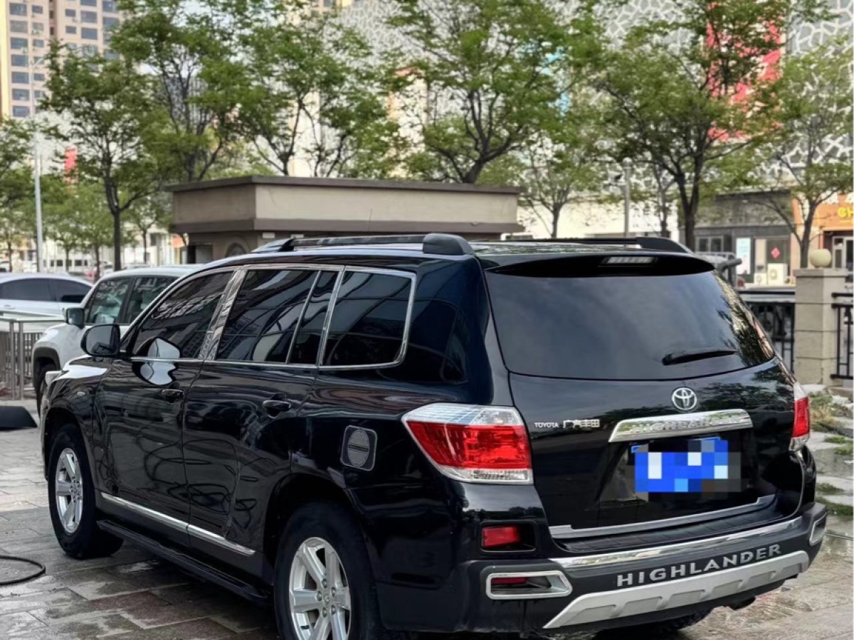 豐田 漢蘭達(dá)  2012款 2.7L 兩驅(qū)5座精英版圖片